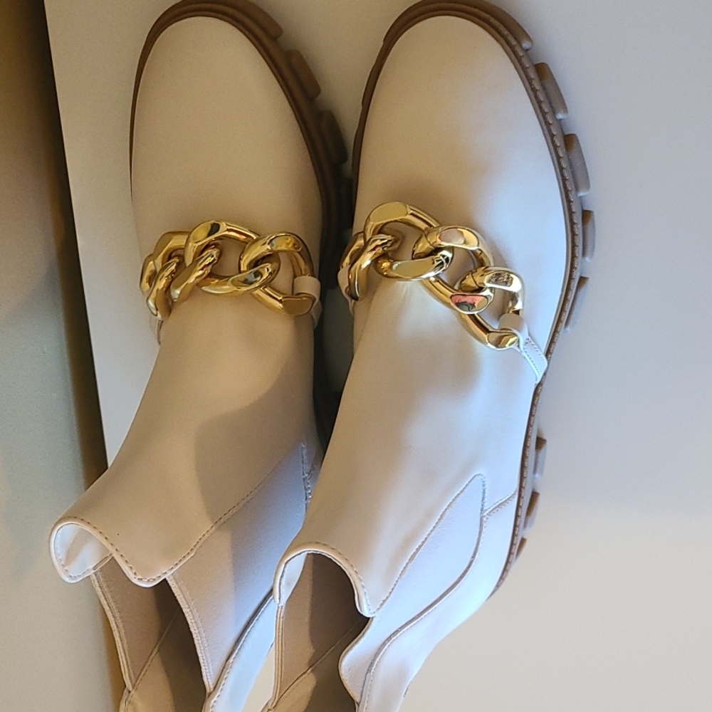 Michael Kors Leather Chain Boots 9 - Picture 4 of 7